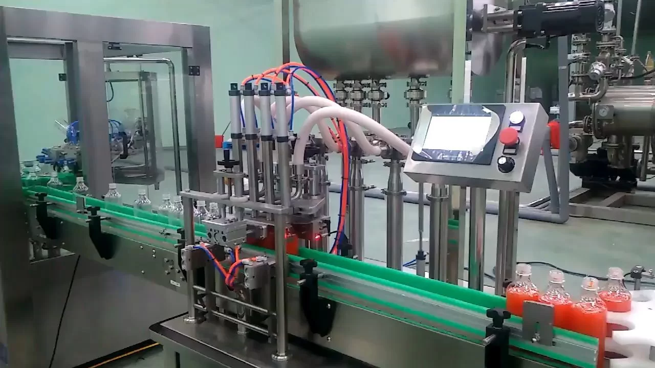 Machine de capsulage de remplissage de bouteilles de sauce chaude linéaire automatique