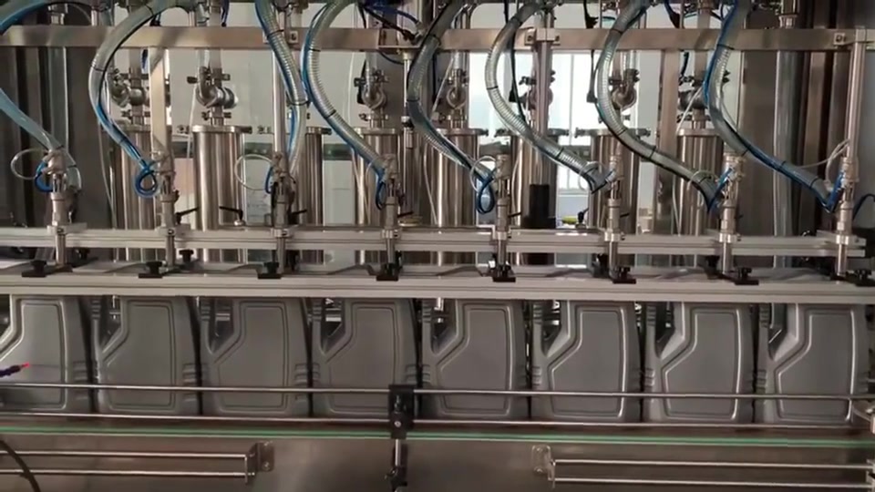 Automatyczna maszyna do napełniania plastikowych butelek oleju silnikowego
