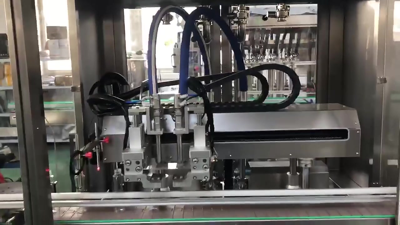 Automatic Pneumatic Double Head Hot Sauce Bottle Filling Machine