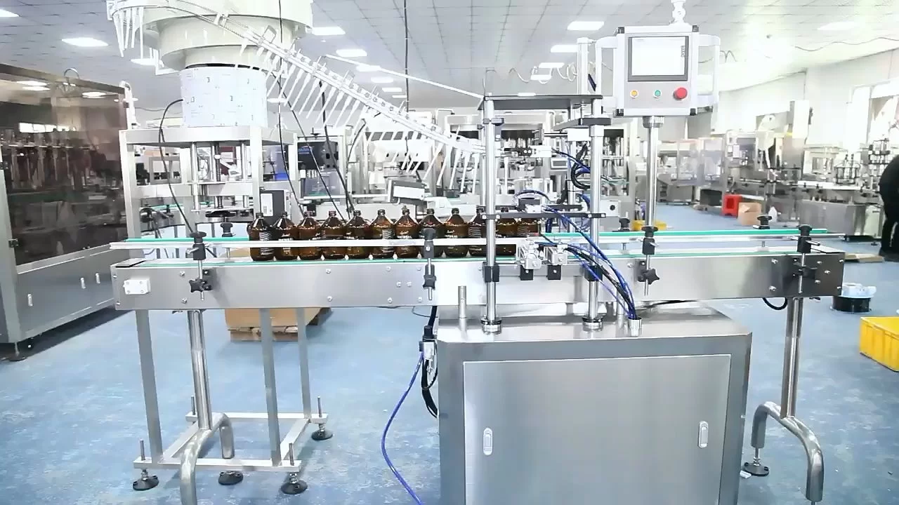 מכונת מכסה בקבוק בורג מכסה משאבה אוטומטית עם מזין מכסה משאבה