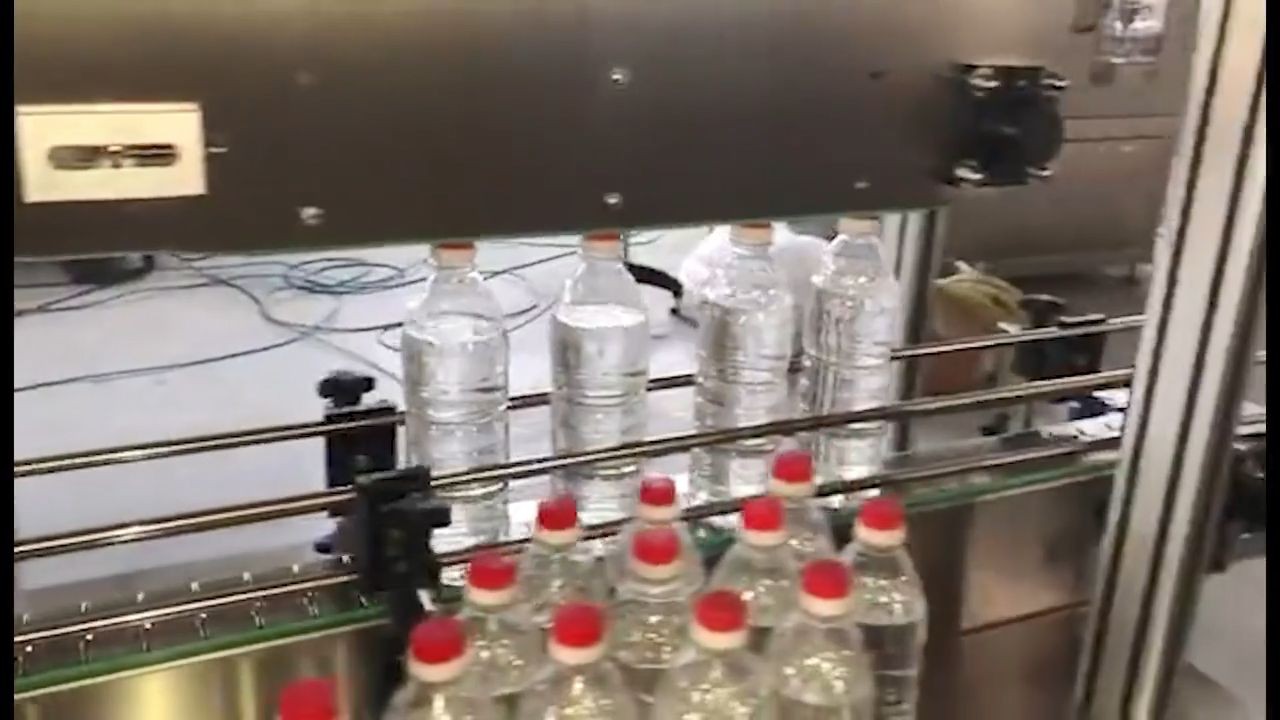 Automatic Trigger Lid Capper Press Capping Machine For Oil Bottle