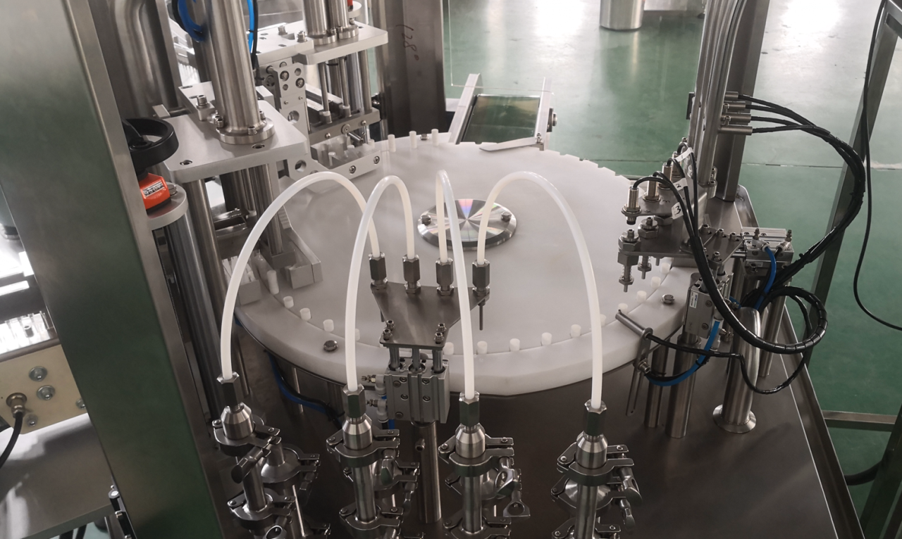 Automatic Perfume Pet Plastic Glass Bottle Filling Sealing Machine Automatic Perfume Pet Plastic Glass Bottle Filling Sealing Machine